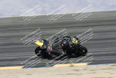 media/May-10-2025-Race Pace (Sat) [[db32fef2da]]/Vested/3-Bowl Set 1 (9am)/